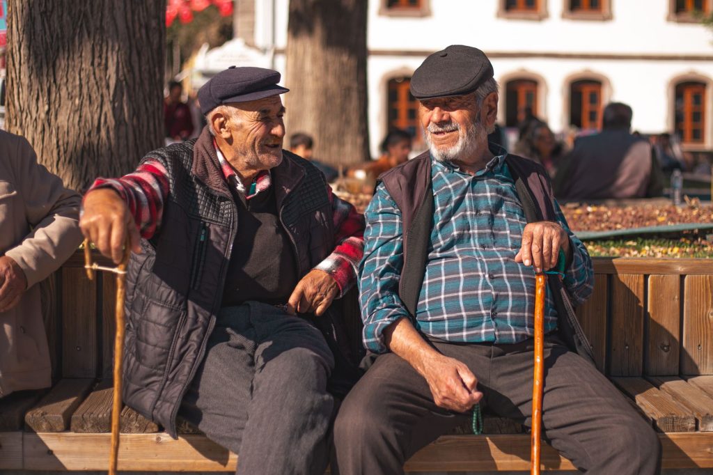 Socializing & Friendships — Online Communities for Seniors: Finding Your Peopl