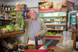 Eating Well After 60: The Senior’s Guide to Anti-Inflammatory Nutrition