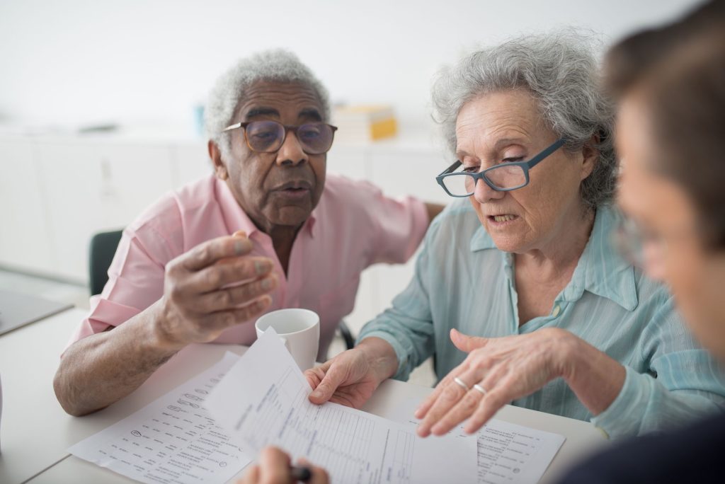 Guides & Checklists — Year-End Financial Checklist for Solo Retirees