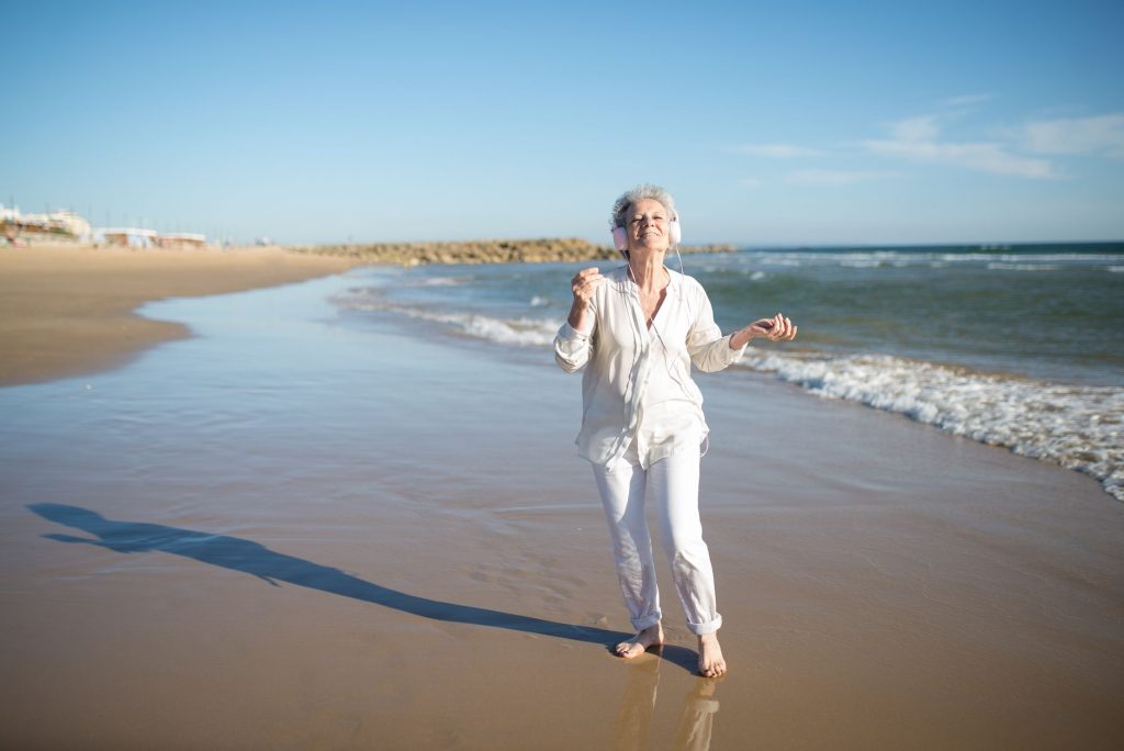 Childfree Lifestyle — Thriving as a Childfree Senior: Building a Rich an