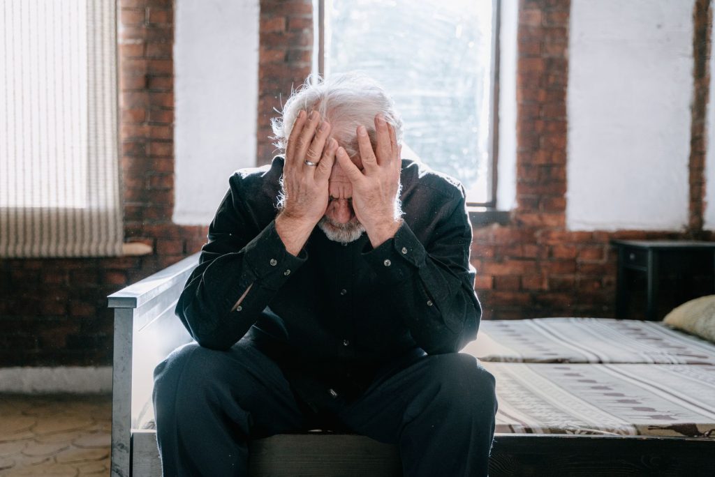Loneliness & Mental Health — Mindfulness Practices for Seniors Dealing with Iso