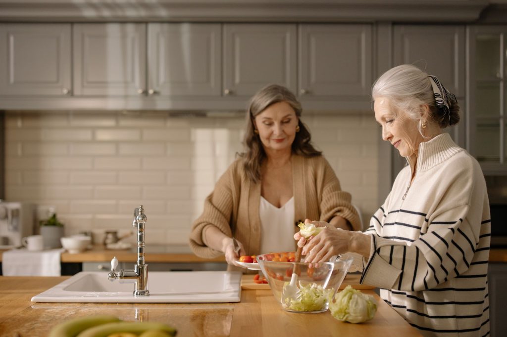 Food Fitness & Wellness — Healthy Meals for Seniors Who Live Alone: Easy, Nu