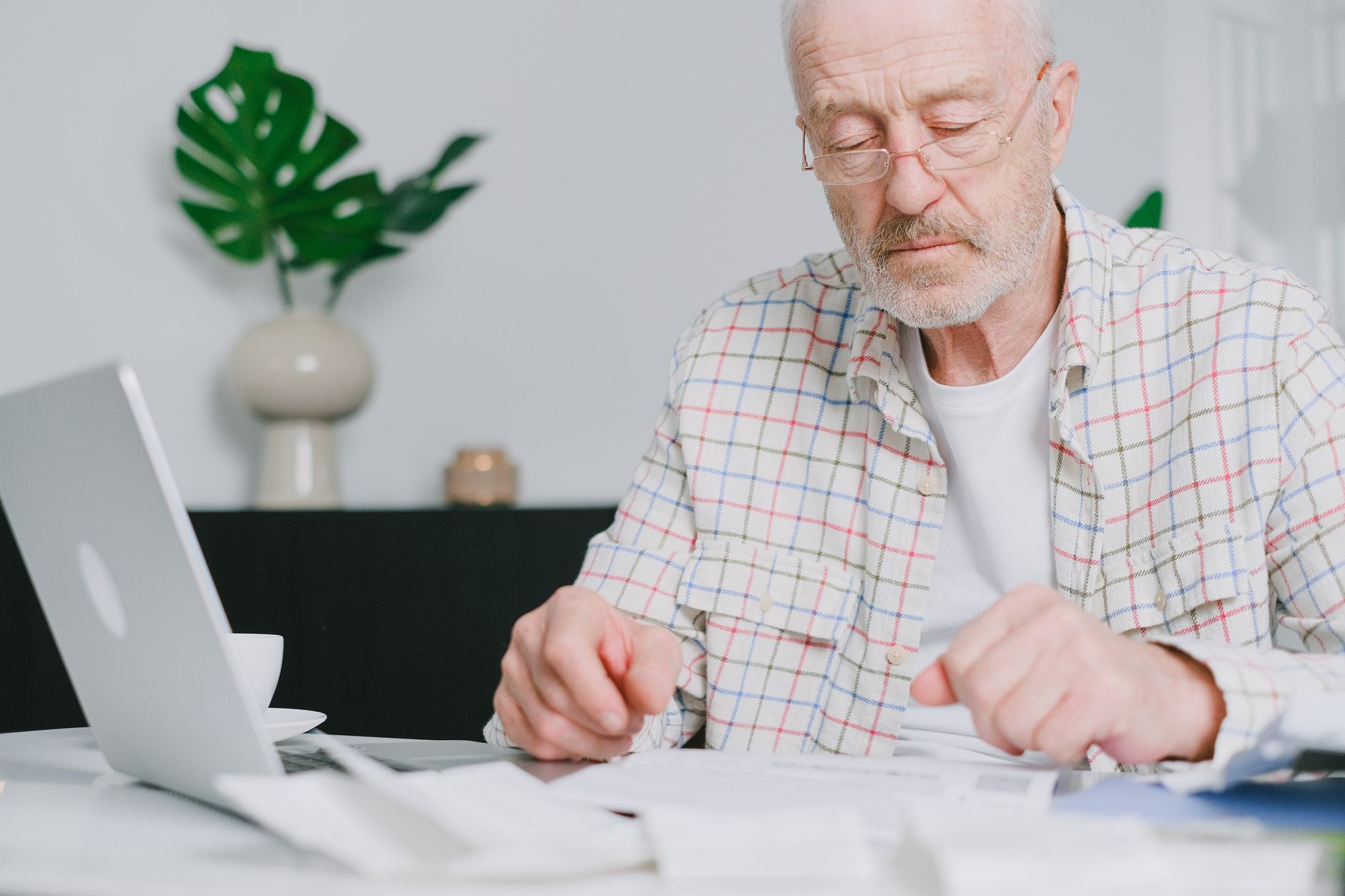 Term vs Whole Life Insurance After 60 When Nobody Depends on Your Income